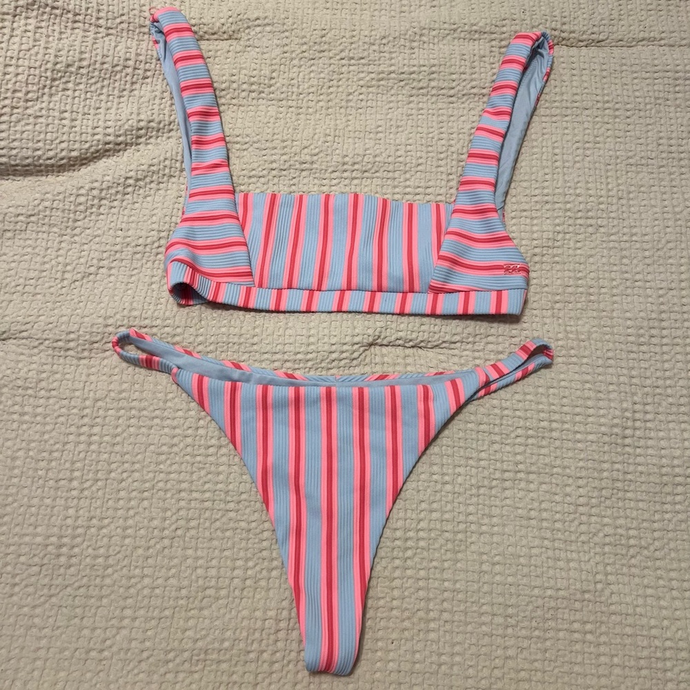 Billabong Bikini Set